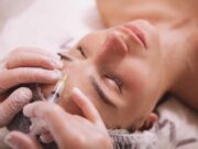 Botulinum Toksini (BOTOX) Nedir? Ne zaman Uygulanır? Etki süresi ne kadardır? Yan etkileri ve Riskleri nelerdir?