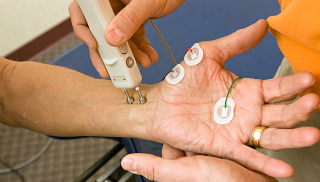 EMG-elektromyogram-nedir-nasil-çekilir